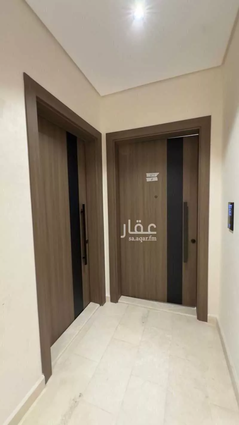 شقة 5 غرف في الواحة 13