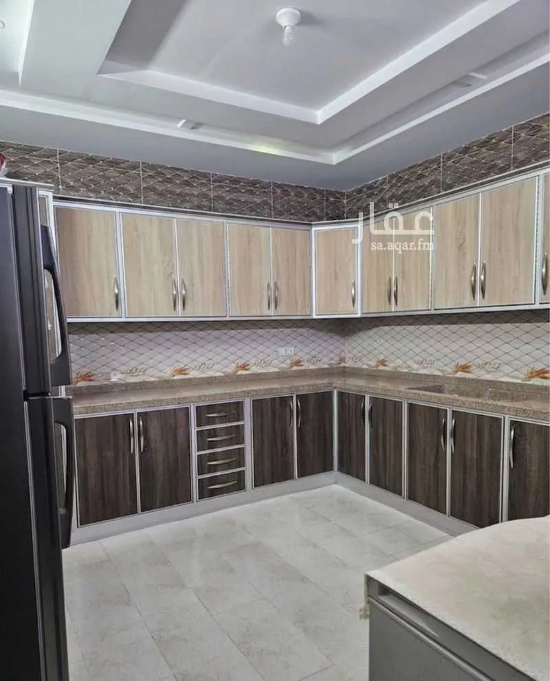 6 bedroom apartment in Prince Abdulmajeed 4