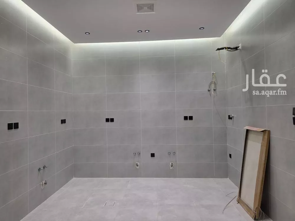 شقة 3 غرف في السلامة 10