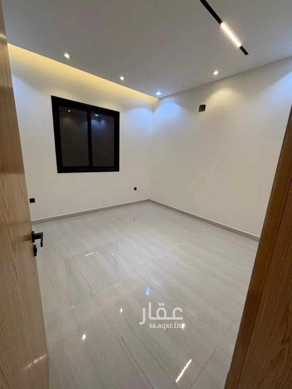 4 bedroom floor in As Saadah 8