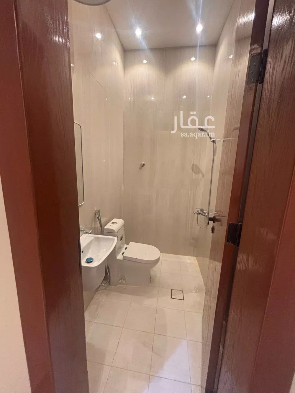 5 bedroom floor in As Saadah 15