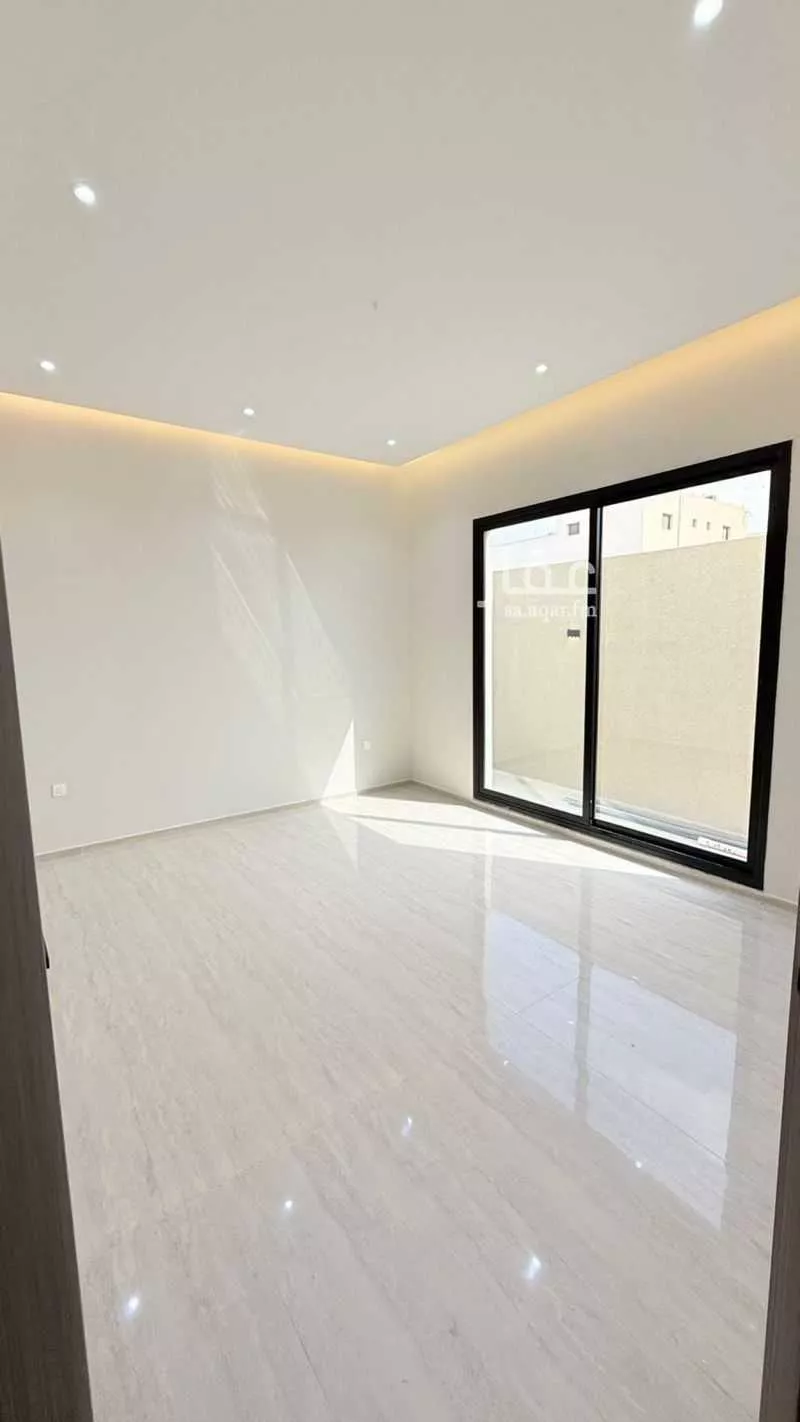 فيلا 6 غرف في ضاحية الملك فهد 6