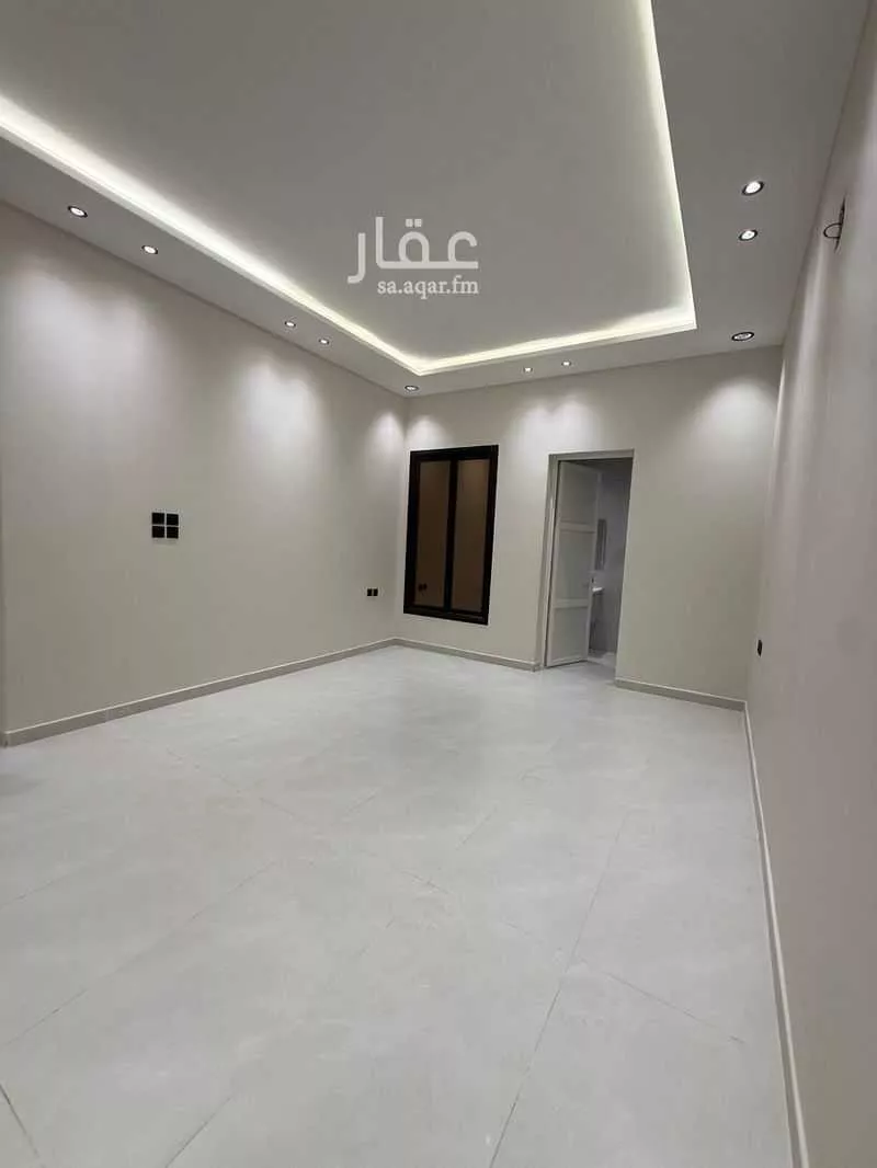 5 bedroom floor in Al Janadriyah 11