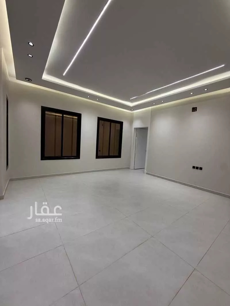 5 bedroom floor in Al Janadriyah 5
