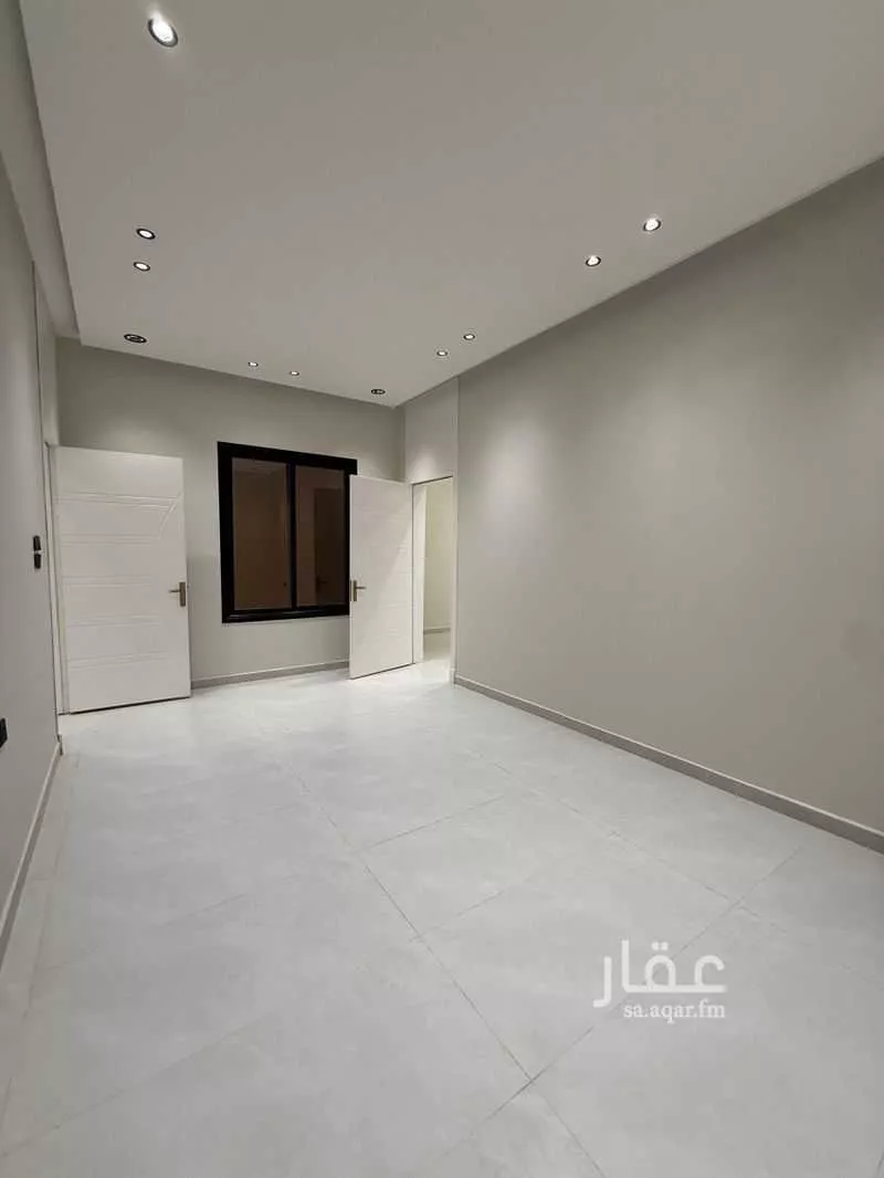5 bedroom floor in Al Janadriyah 7