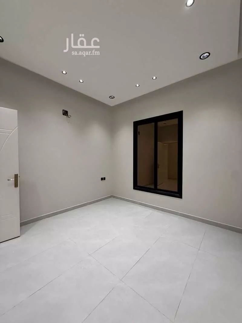 5 bedroom floor in Al Janadriyah 9