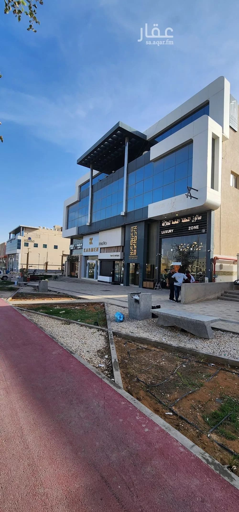 مكتب 900 م² في الملقا 1