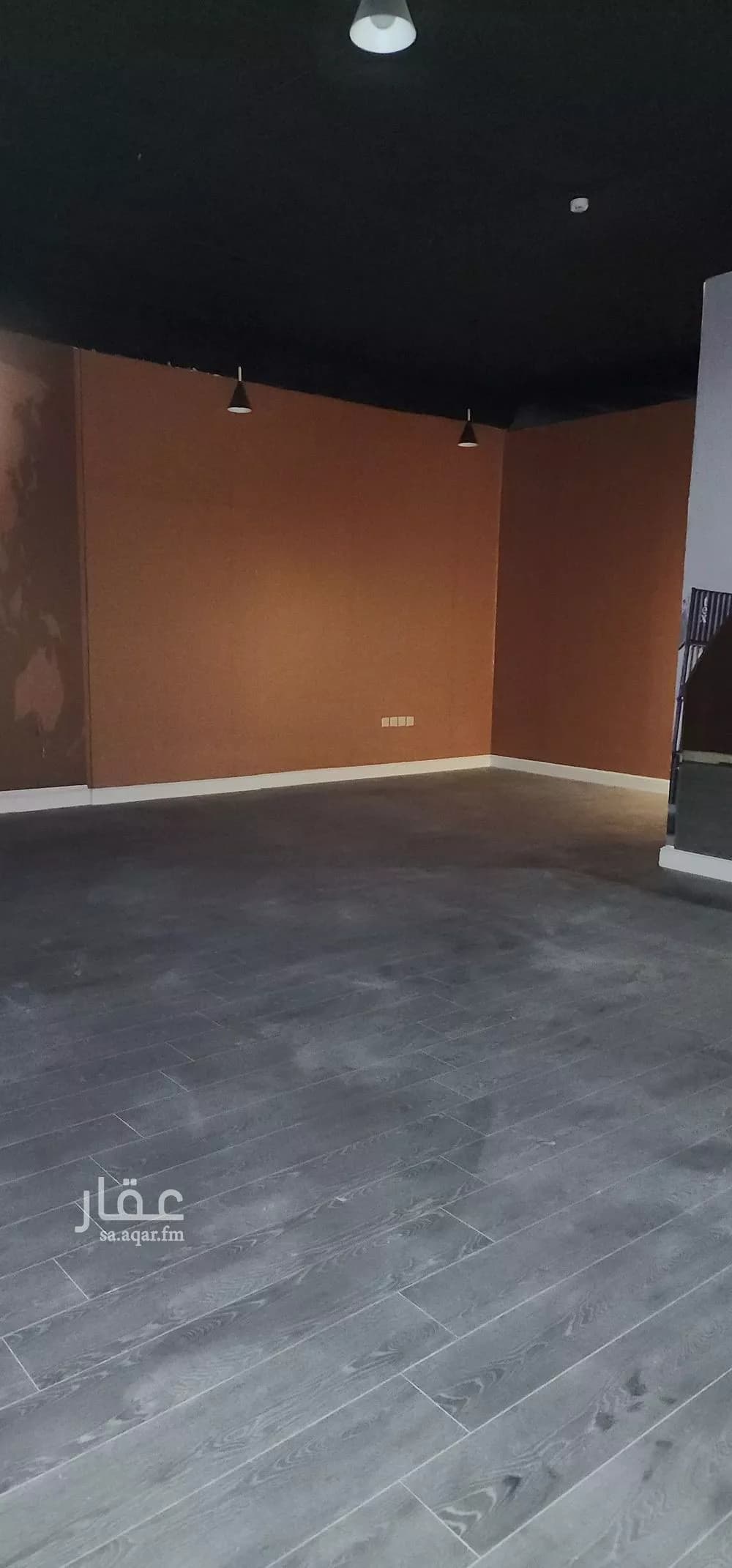 مكتب 900 م² في الملقا 5