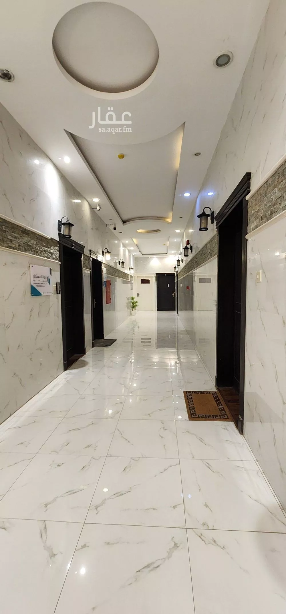 مكتب 900 م² في الملقا 8