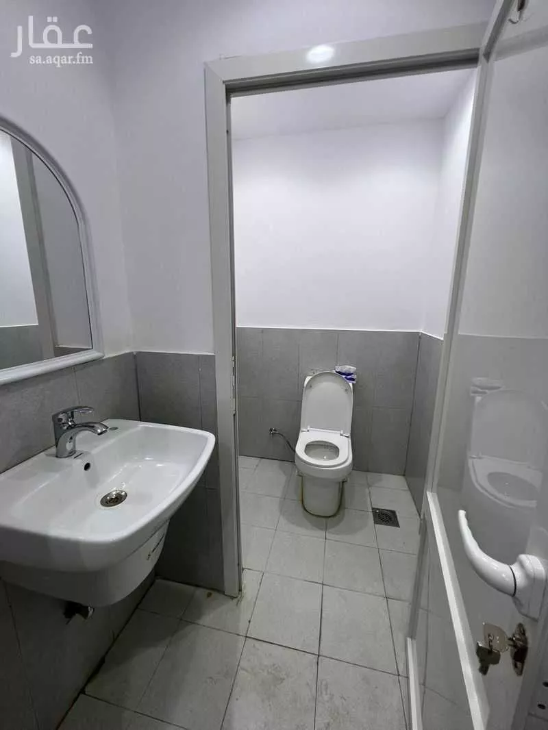 499 sqm office in Al Malqa 7