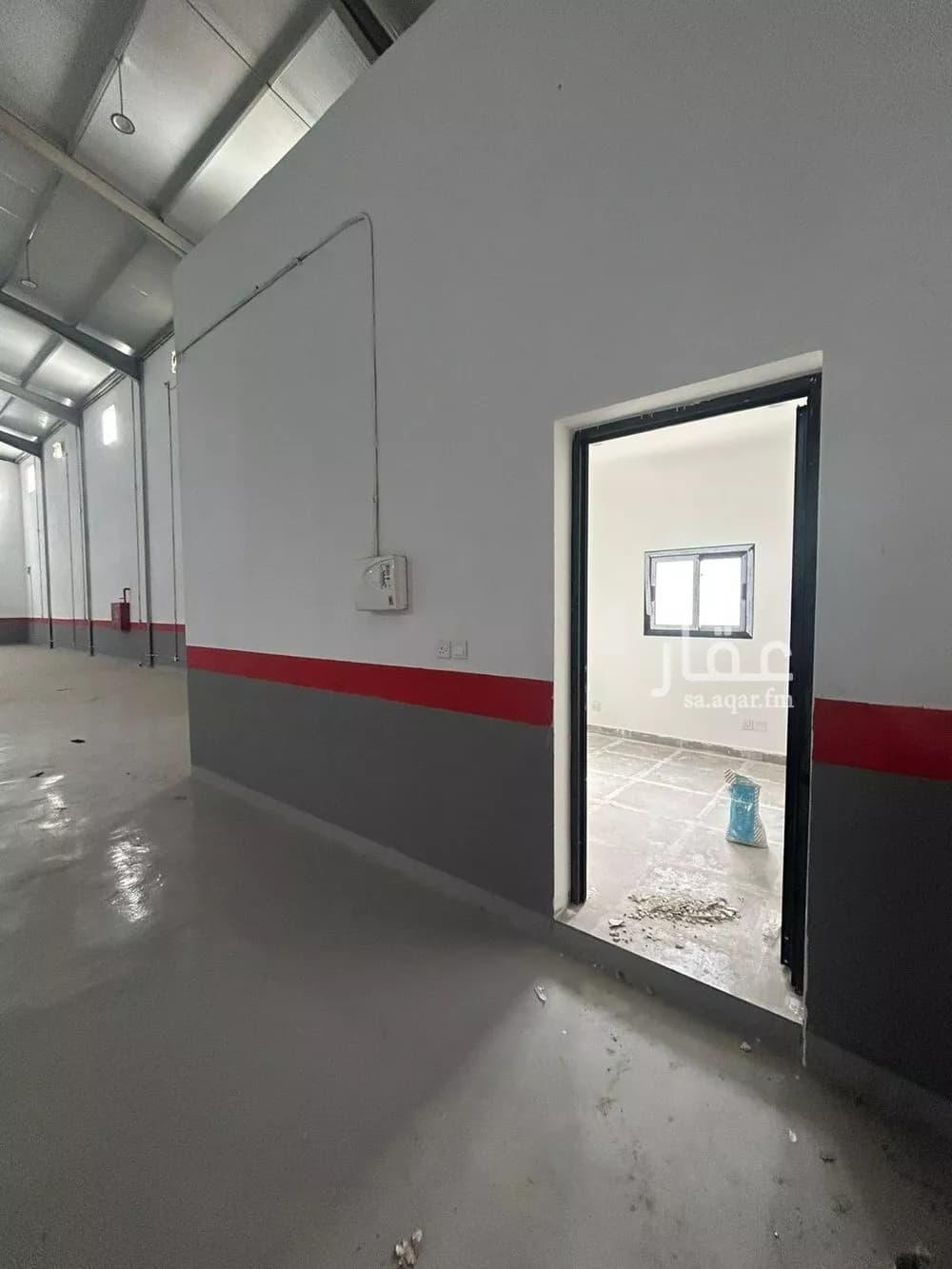 مستودع 1000 م² في المدينة الصناعية الثانية 8