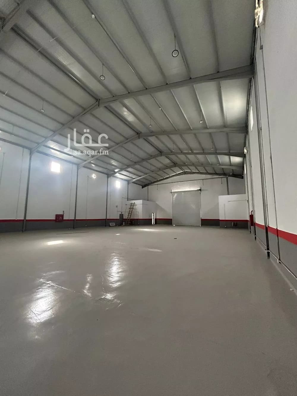 مستودع 1000 م² في المدينة الصناعية الثانية 9