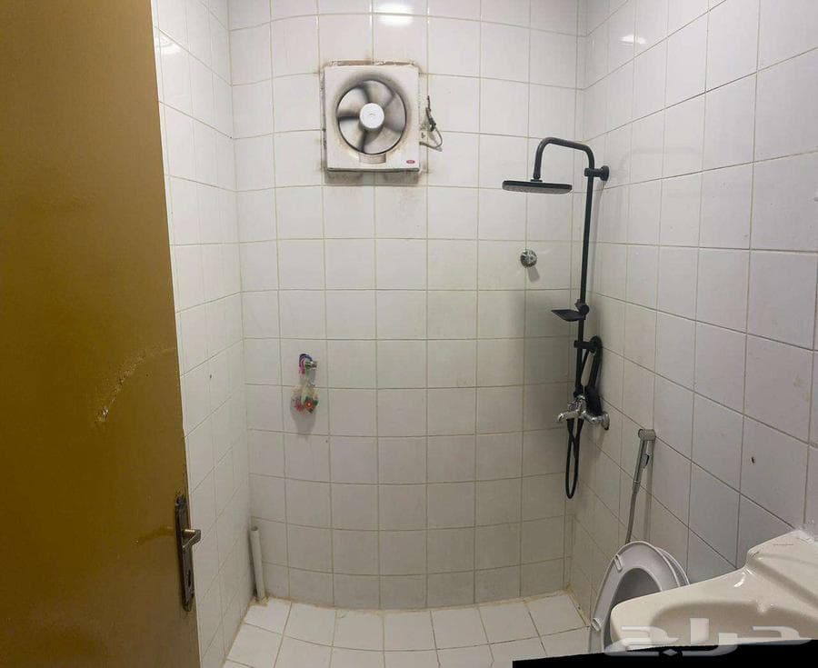 1 bedroom apartment in Dhahrat Laban 3