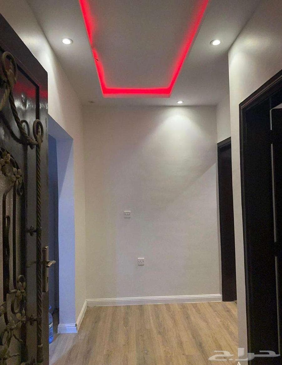 شقة 2 غرف في الخليج 4