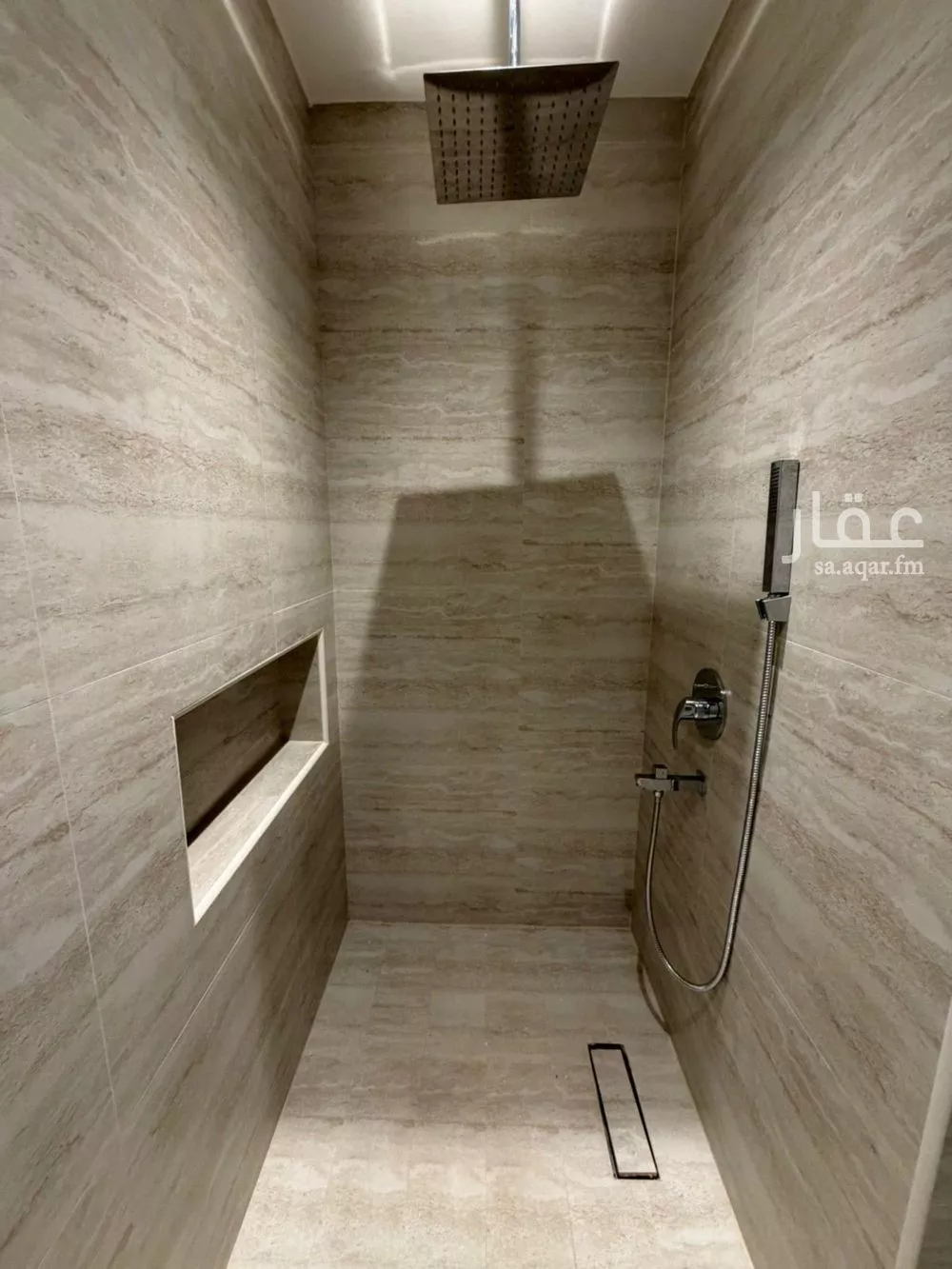 3 bedroom apartment in Al Maizilah 14