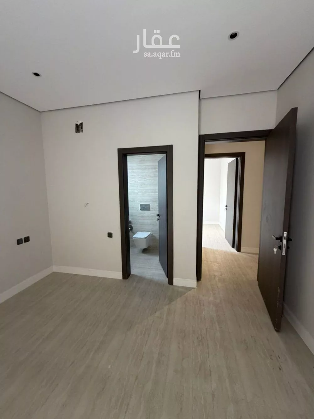 3 bedroom apartment in Al Maizilah 6