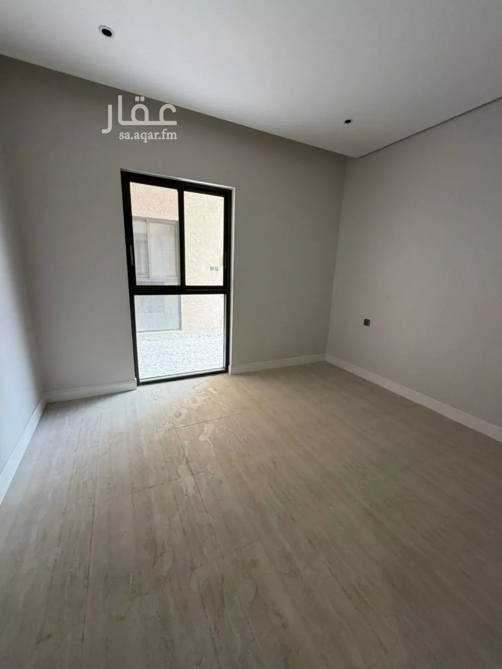 3 bedroom apartment in Al Maizilah 7