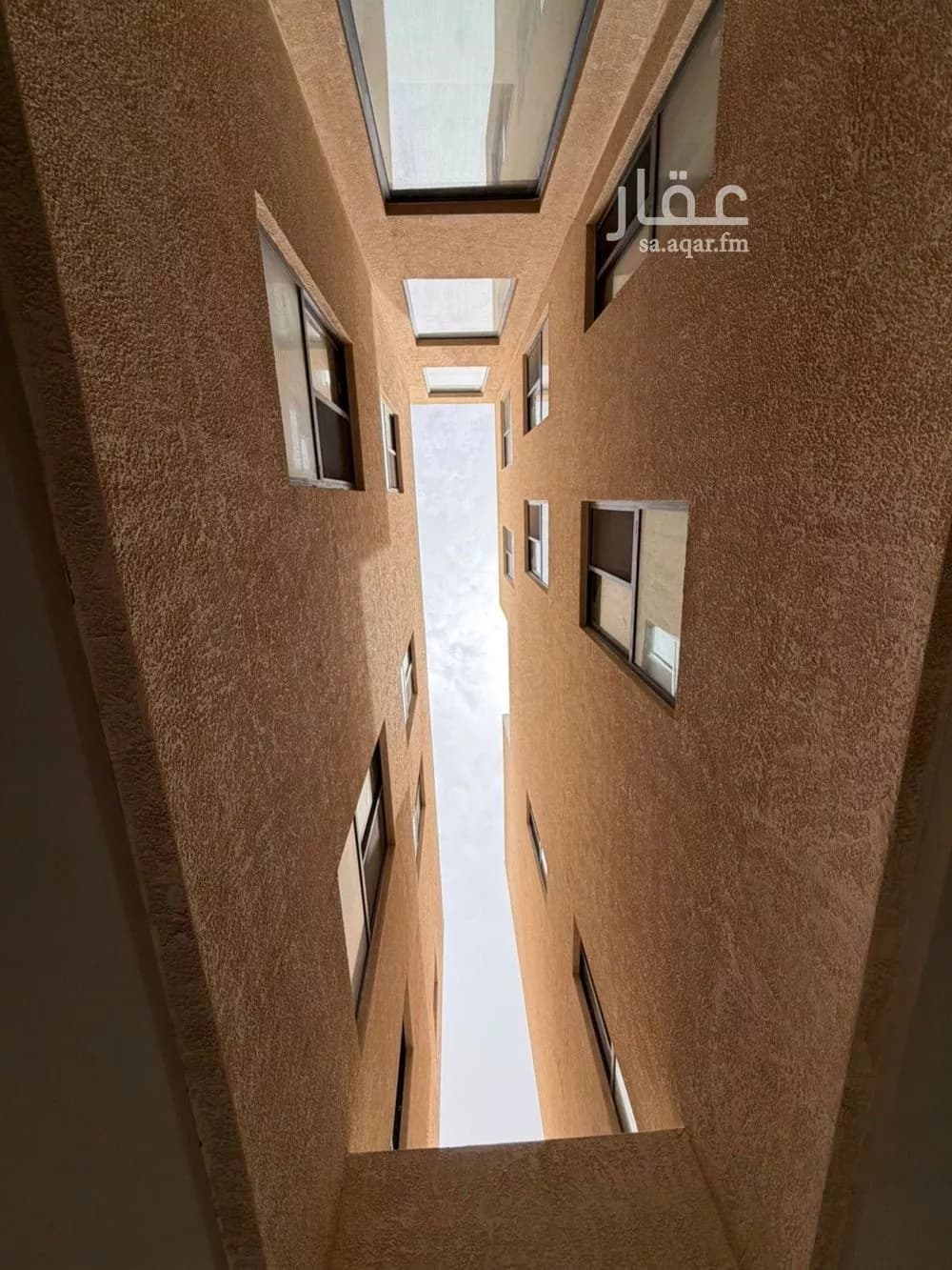 3 bedroom apartment in Al Maizilah 8
