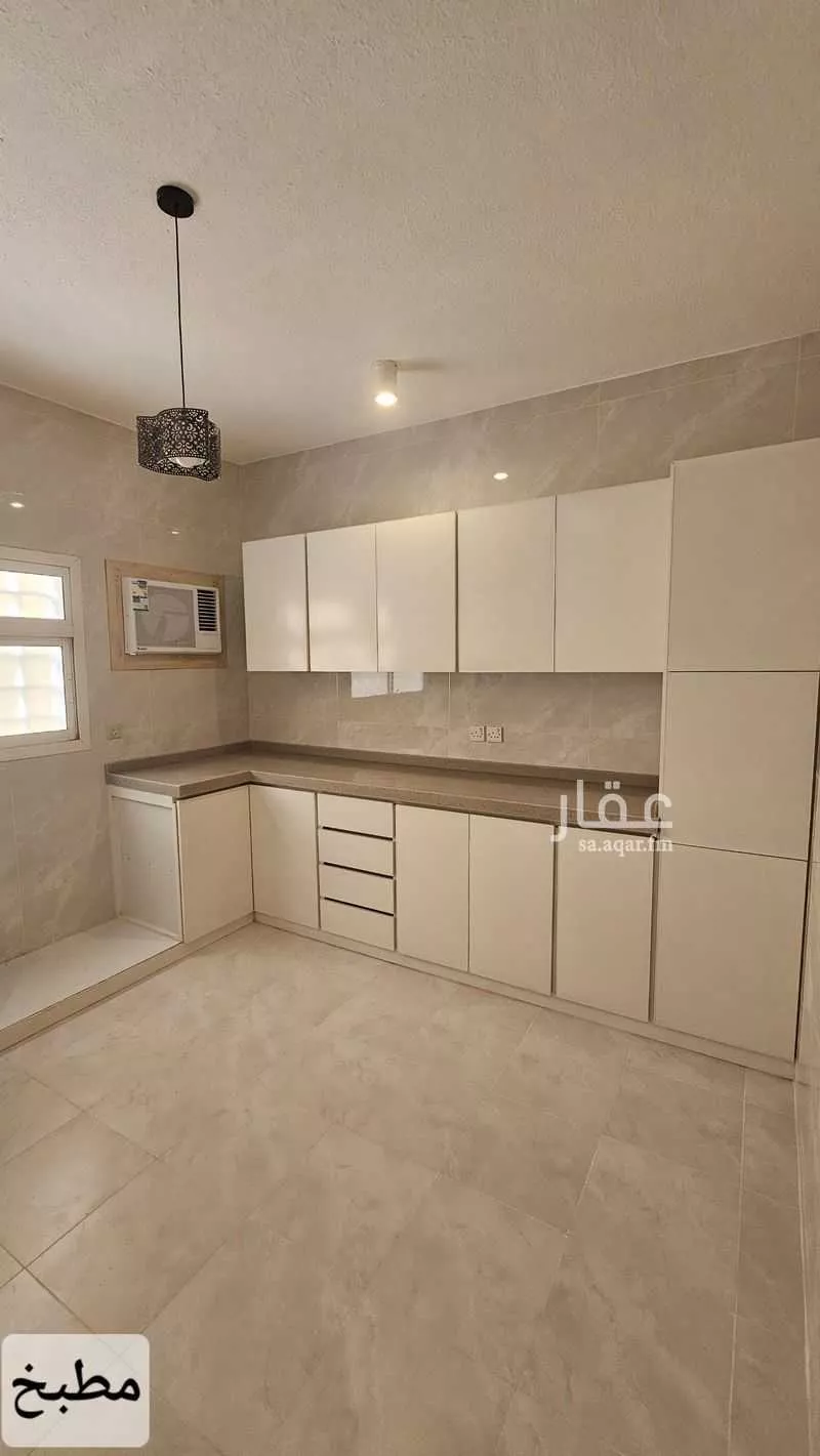 4 bedroom floor in Al Izdihar 2