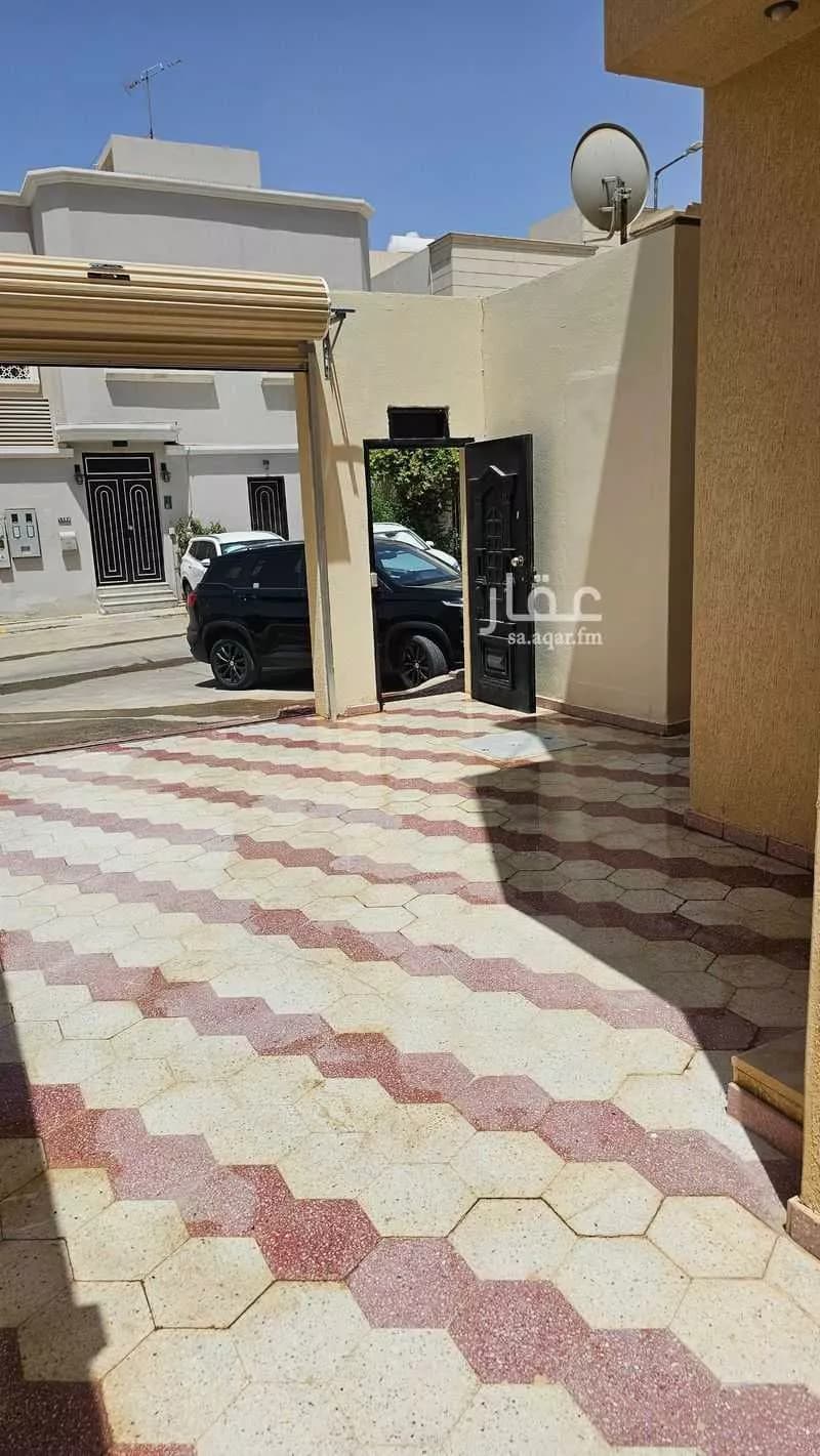 4 bedroom floor in Al Izdihar 13