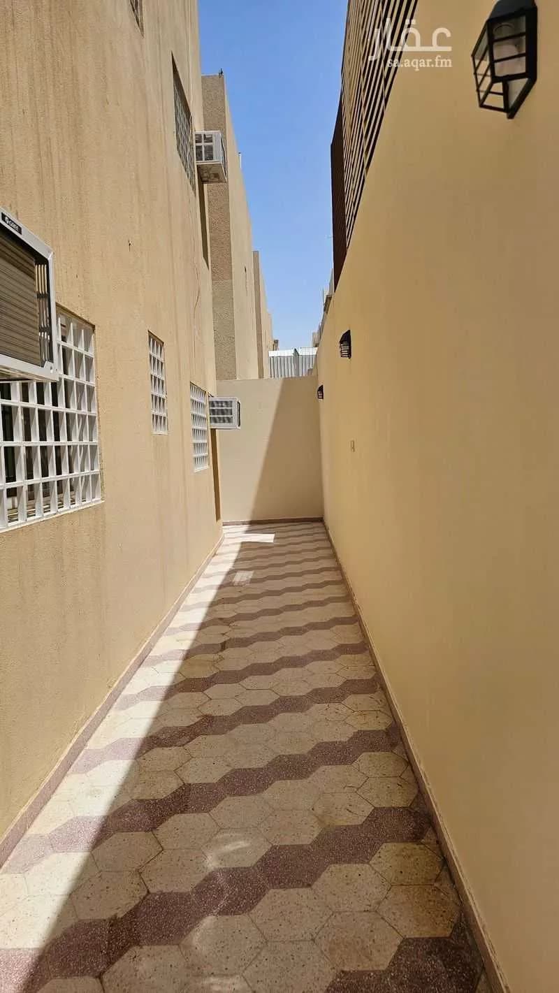 4 bedroom floor in Al Izdihar 15