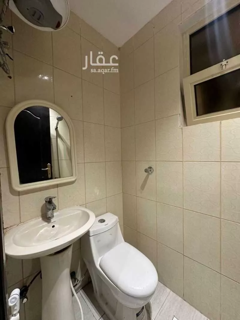 1 bedroom apartment in Dhahrat Laban 9