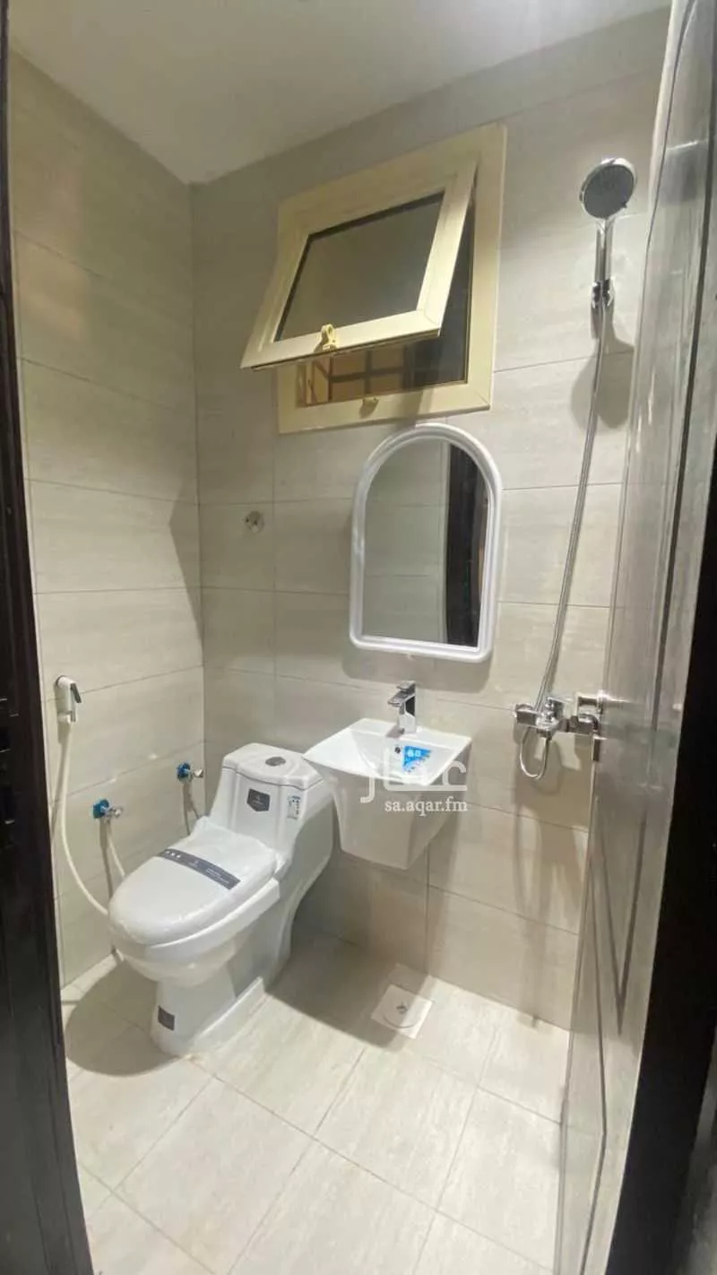 1 bedroom apartment in Dhahrat Laban 10