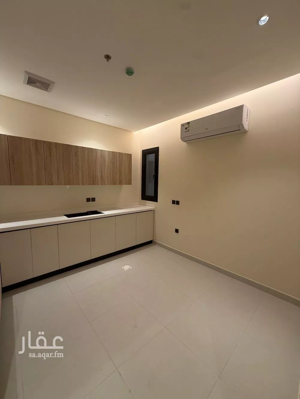 شقة 4 غرف في الرمال 12