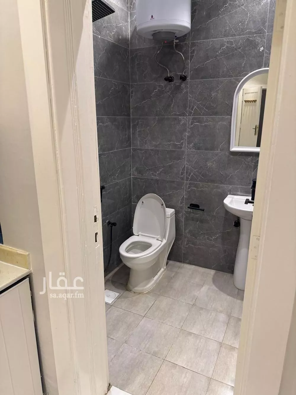 شقة 1 غرف في العليا 4