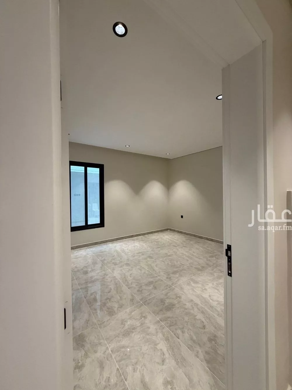 3 bedroom apartment in Ash Shulah 5
