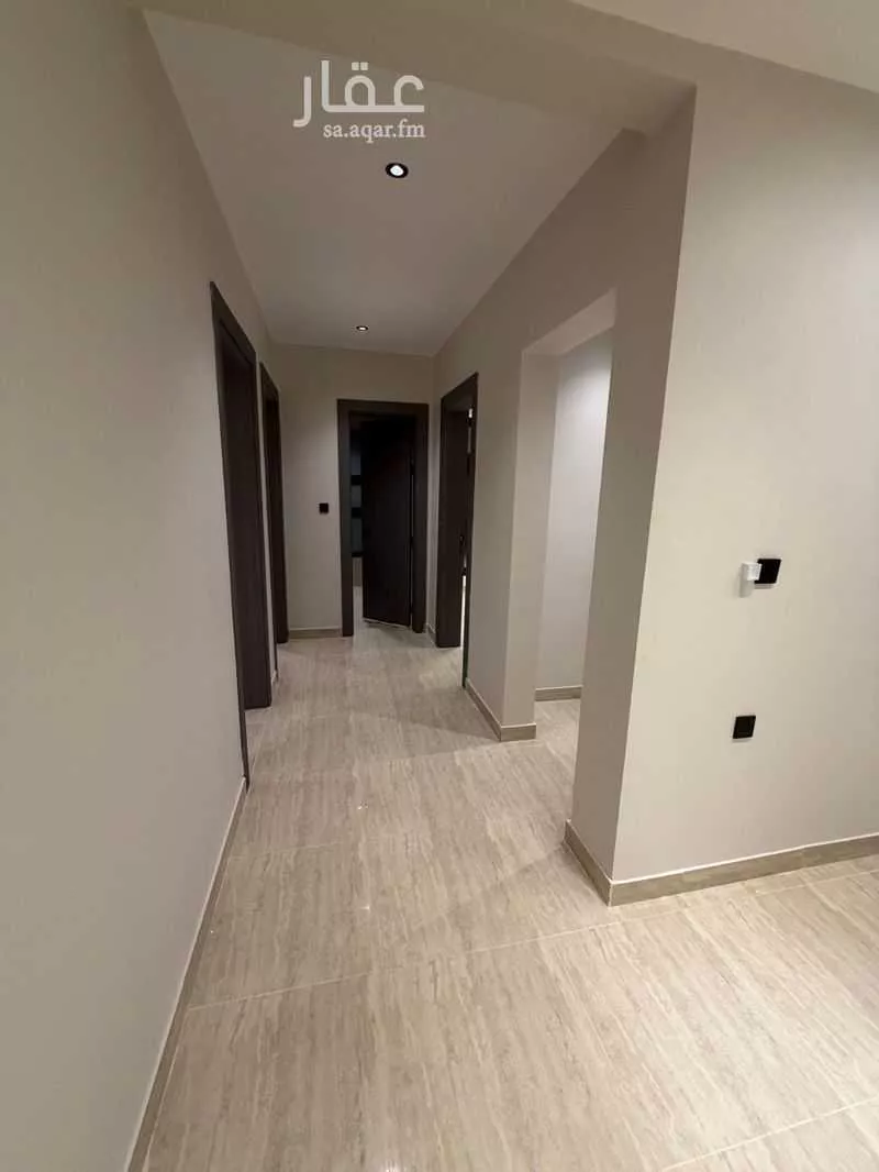 شقة 5 غرف في البساتين 8