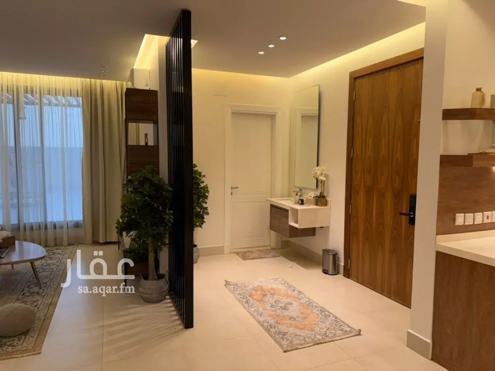 شقة 4 غرف في المروج 5