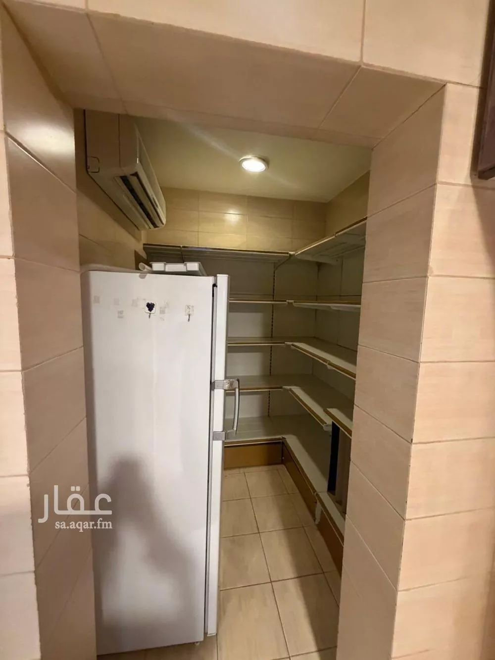 فيلا 8 غرف في العليا 4