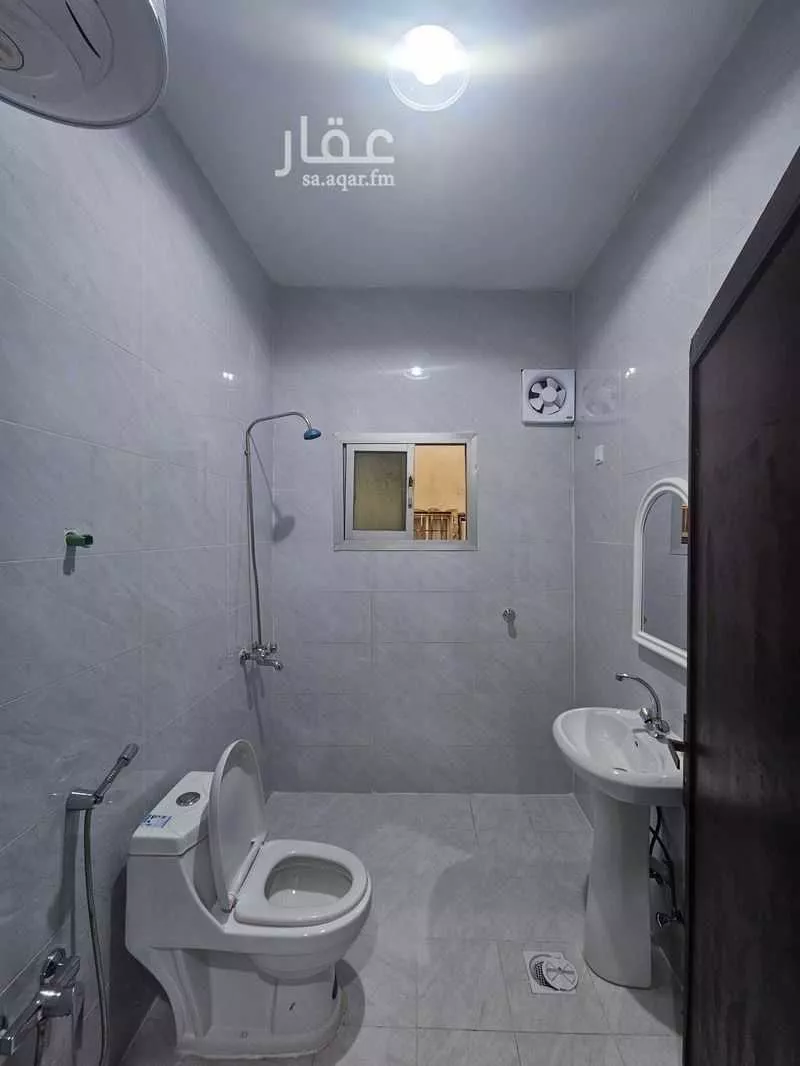 عمارة 445 م² في الجرادية 10