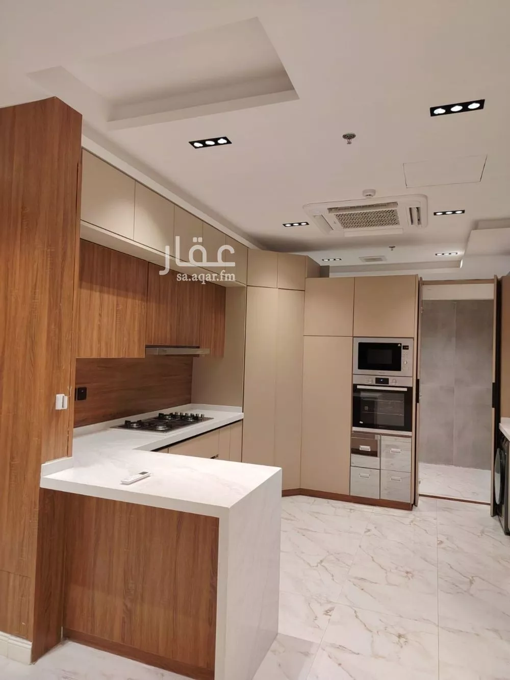 3 bedroom apartment in Al Qairawan 9