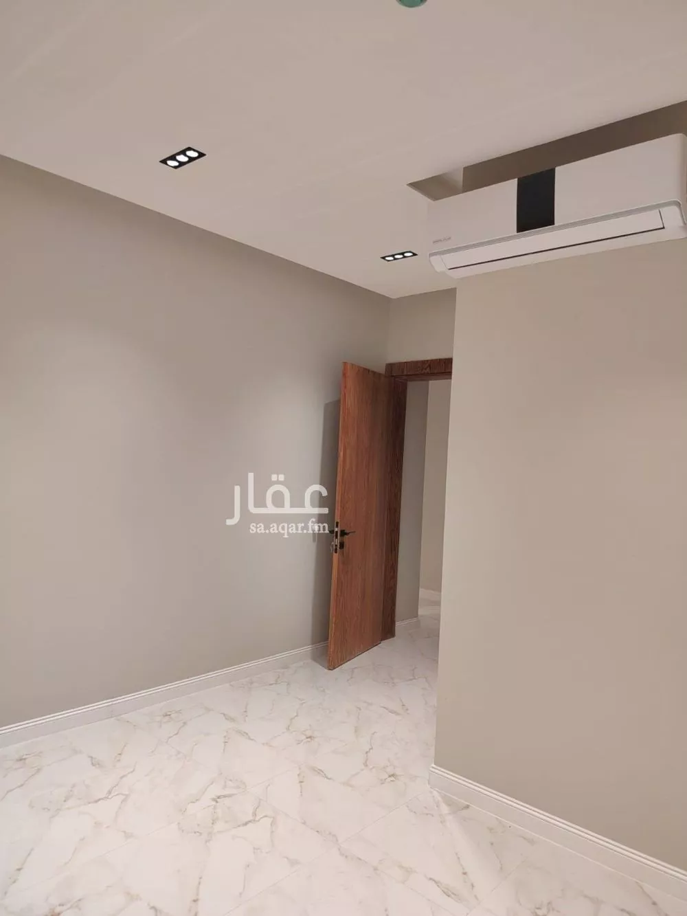3 bedroom apartment in Al Qairawan 10