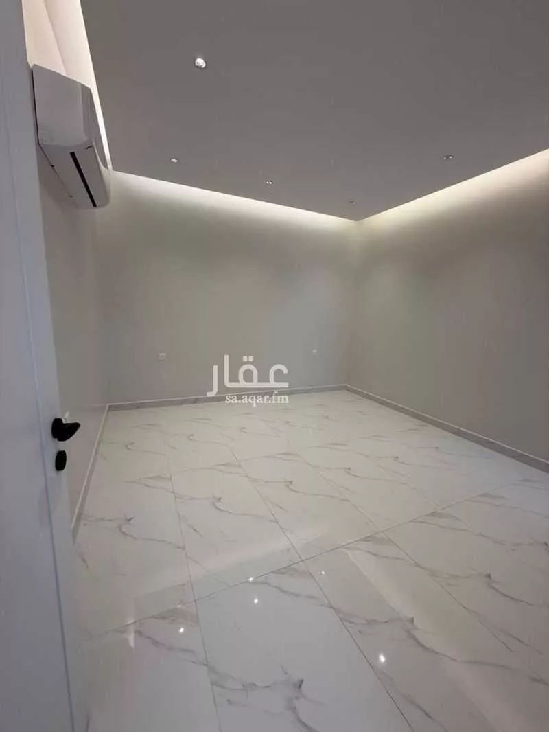3 bedroom floor in Al Rimal 8