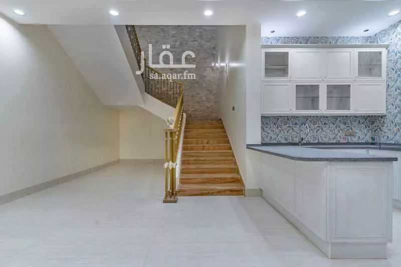 فيلا 5 غرف في النرجس 8