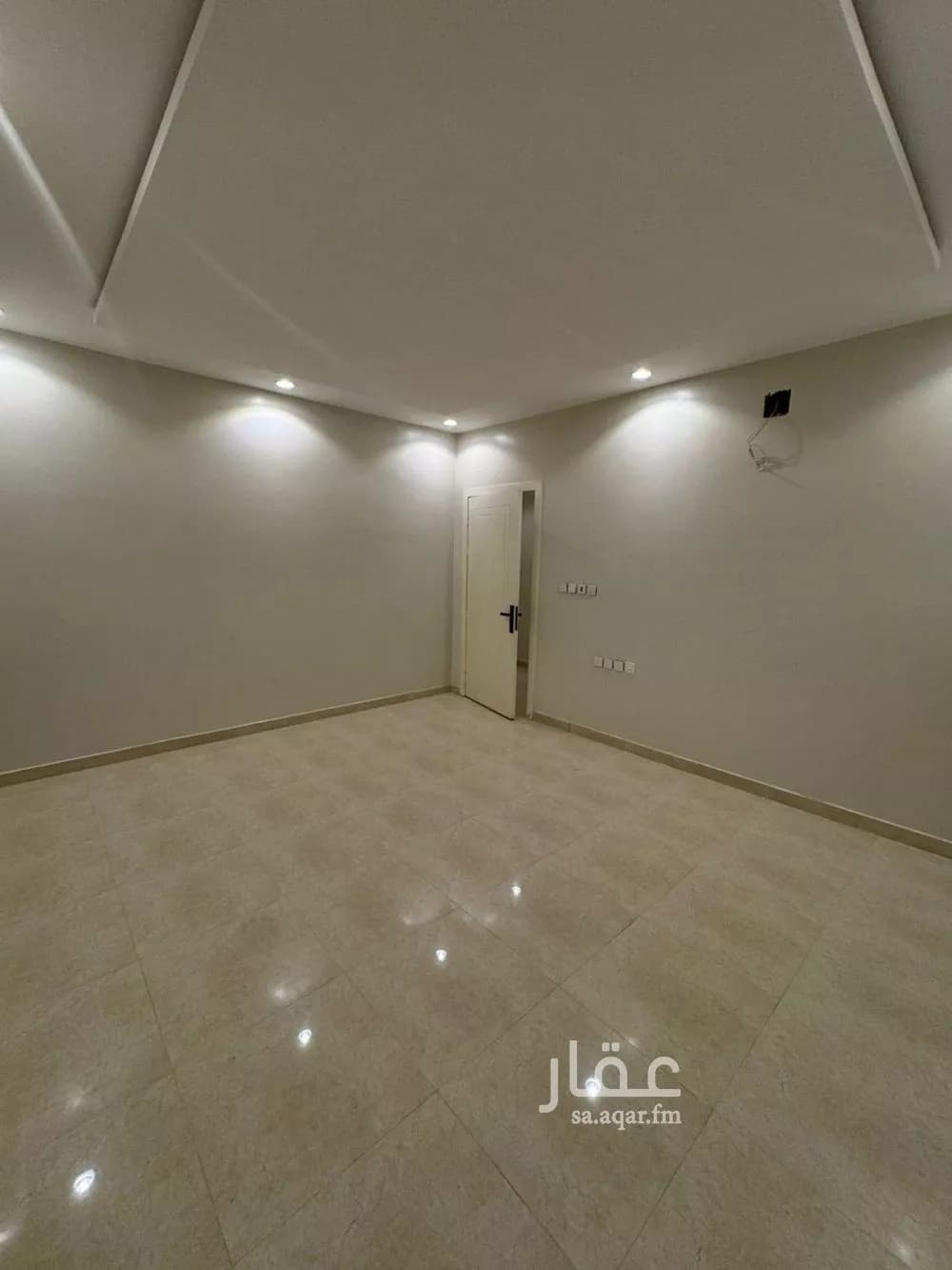 3 bedroom floor in Tuwaiq 2