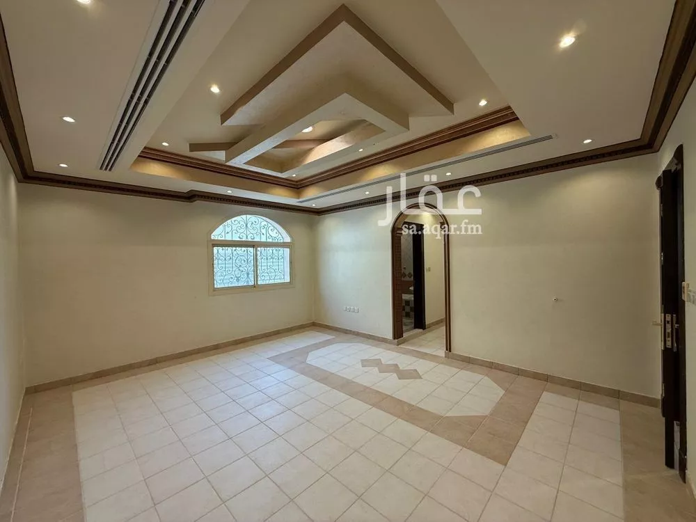 3 bedroom villa in Al Hada 22