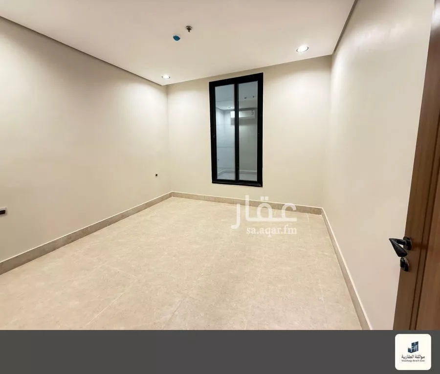 شقة 3 غرف في الحمرا 7