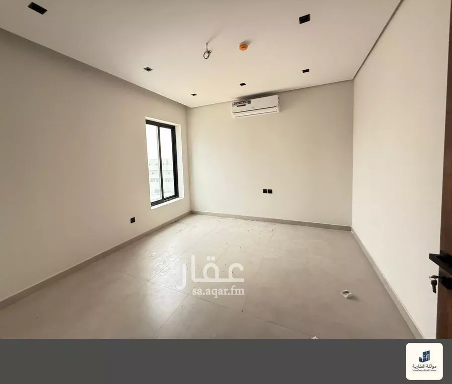 شقة 3 غرف في الحمرا 2