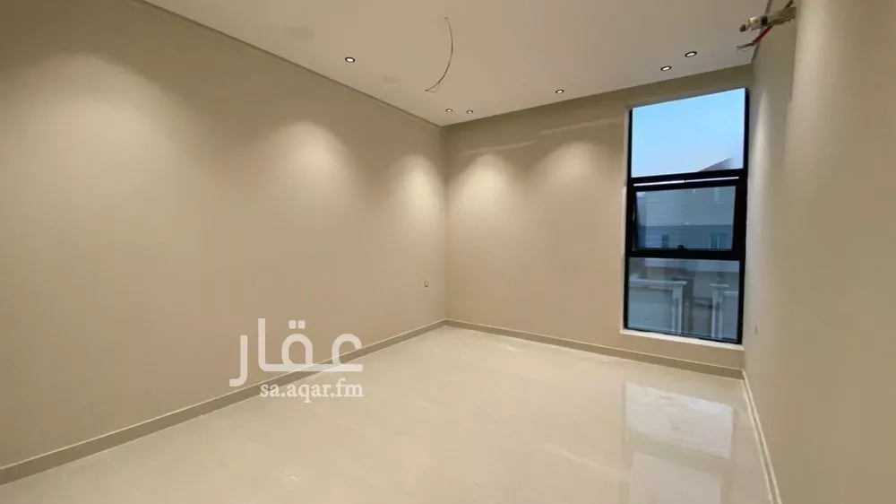 8 bedroom villa in Al Lulu 5