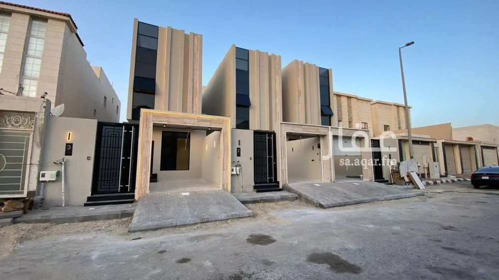 8 bedroom villa in Al Lulu 7