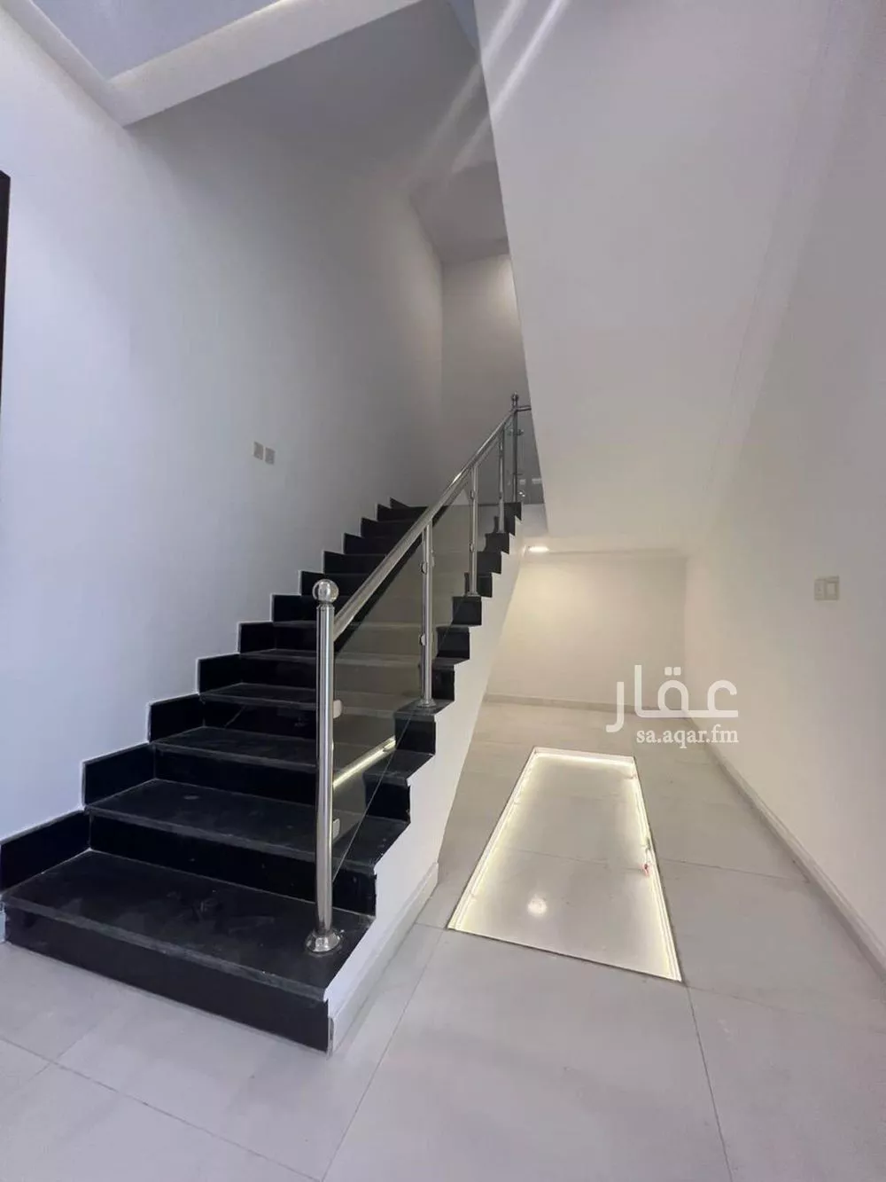 5 bedroom villa in Al Yaqout 6