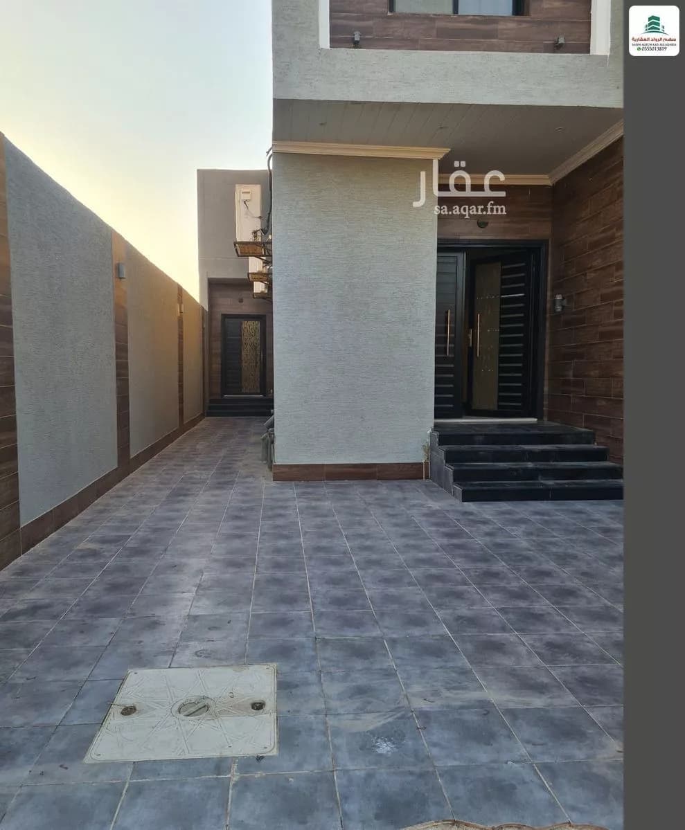 6 bedroom villa in Az Zomorod 7