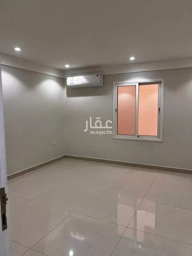 2 bedroom apartment in Al Qusur 5