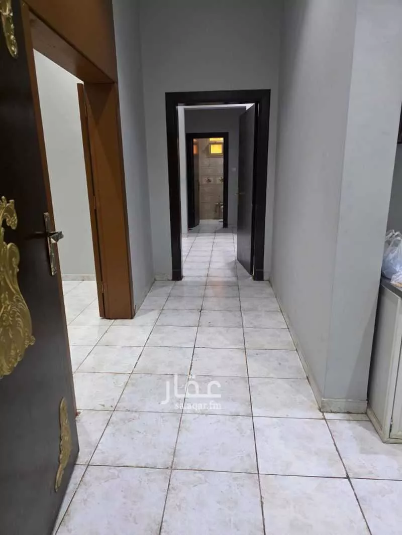 شقة 3 غرف في الربيع 10