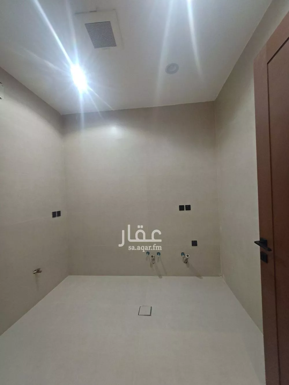 3 bedroom floor in Al Hazm 18