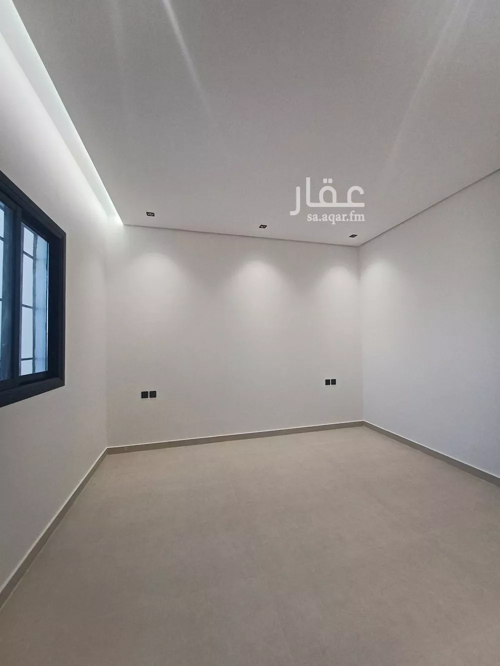 3 bedroom floor in Al Hazm 5